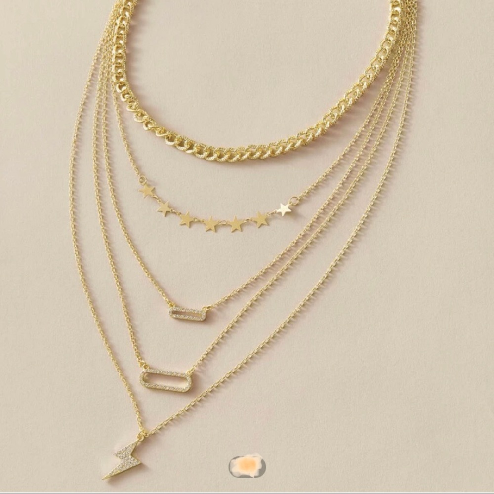 Beautiful Star 5 Chain Necklace ✨✨